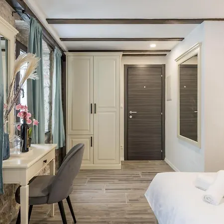 Guest house The Diocletian Collection Split
